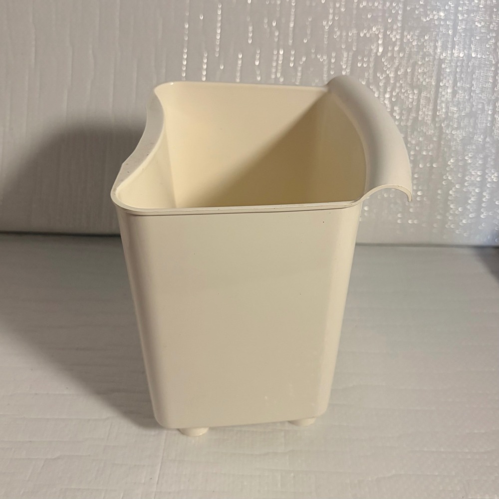 Juiceman Jr Juicer JM-1 Replacement Pulp Collector Bin Container White Plastic